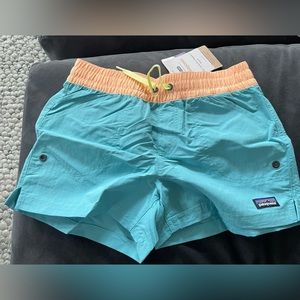 Patagonia. Girls L (12). Iggy Blue Baggies. NWT.